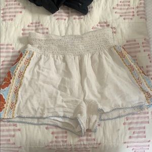 Embroidered blush boutique shorts